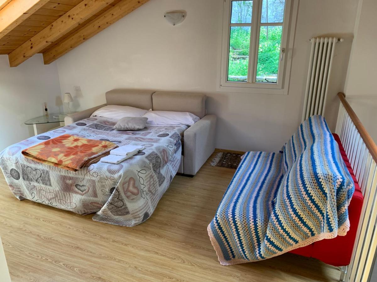 Al Castello Lägenhet Dervio Exteriör bild